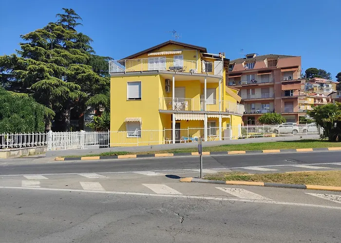 Apartment Terrace By Tempovacanza Marina dʼAndora